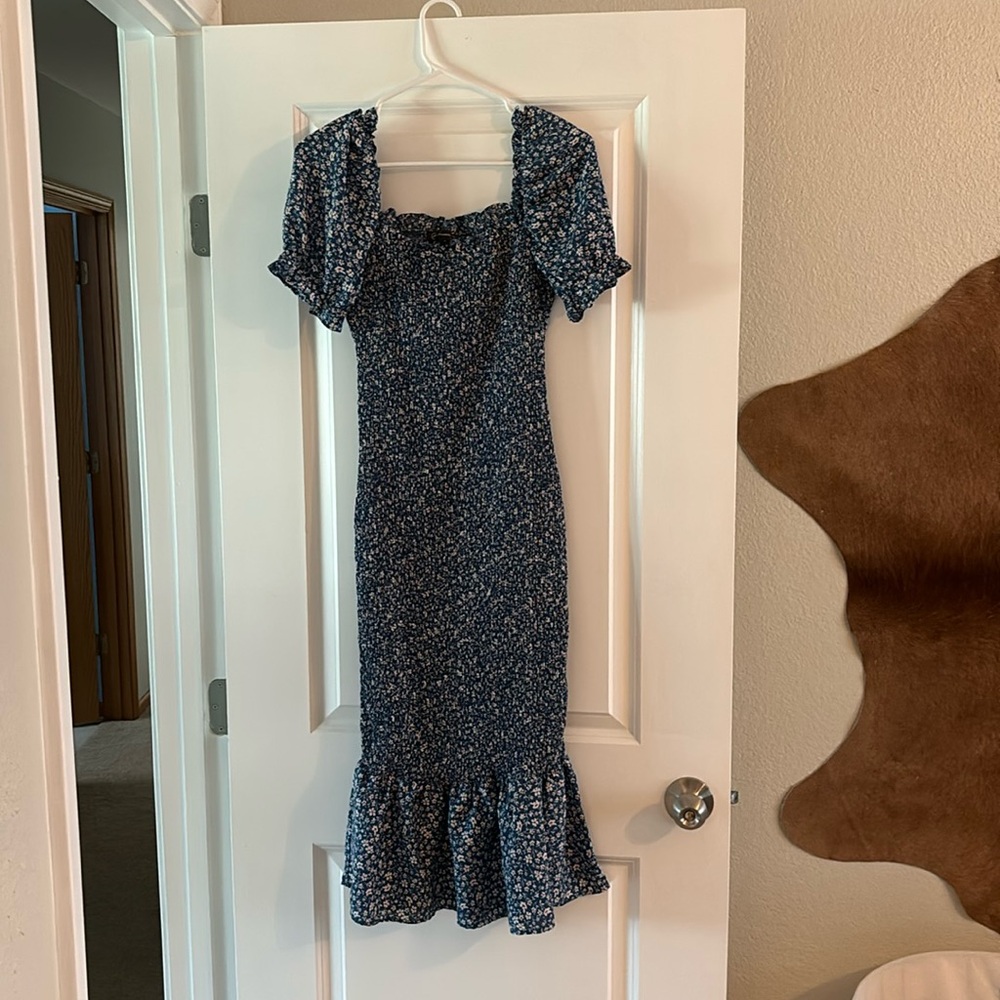 Pretty Garden midi dress